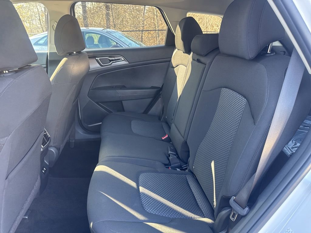 New 2026 Kia Sportage LX AWD/4WD image 11