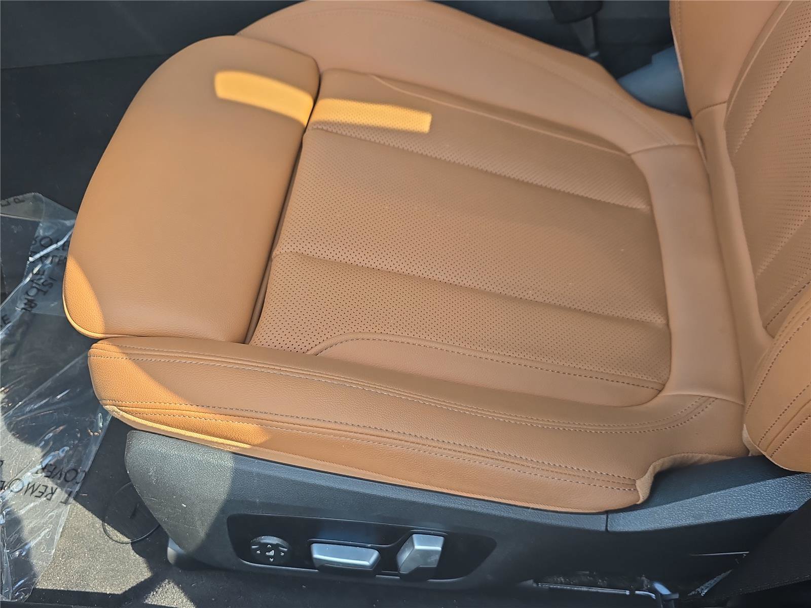 Used 2024 BMW i4 eDrive40 w/ Premium Package RWD image 13