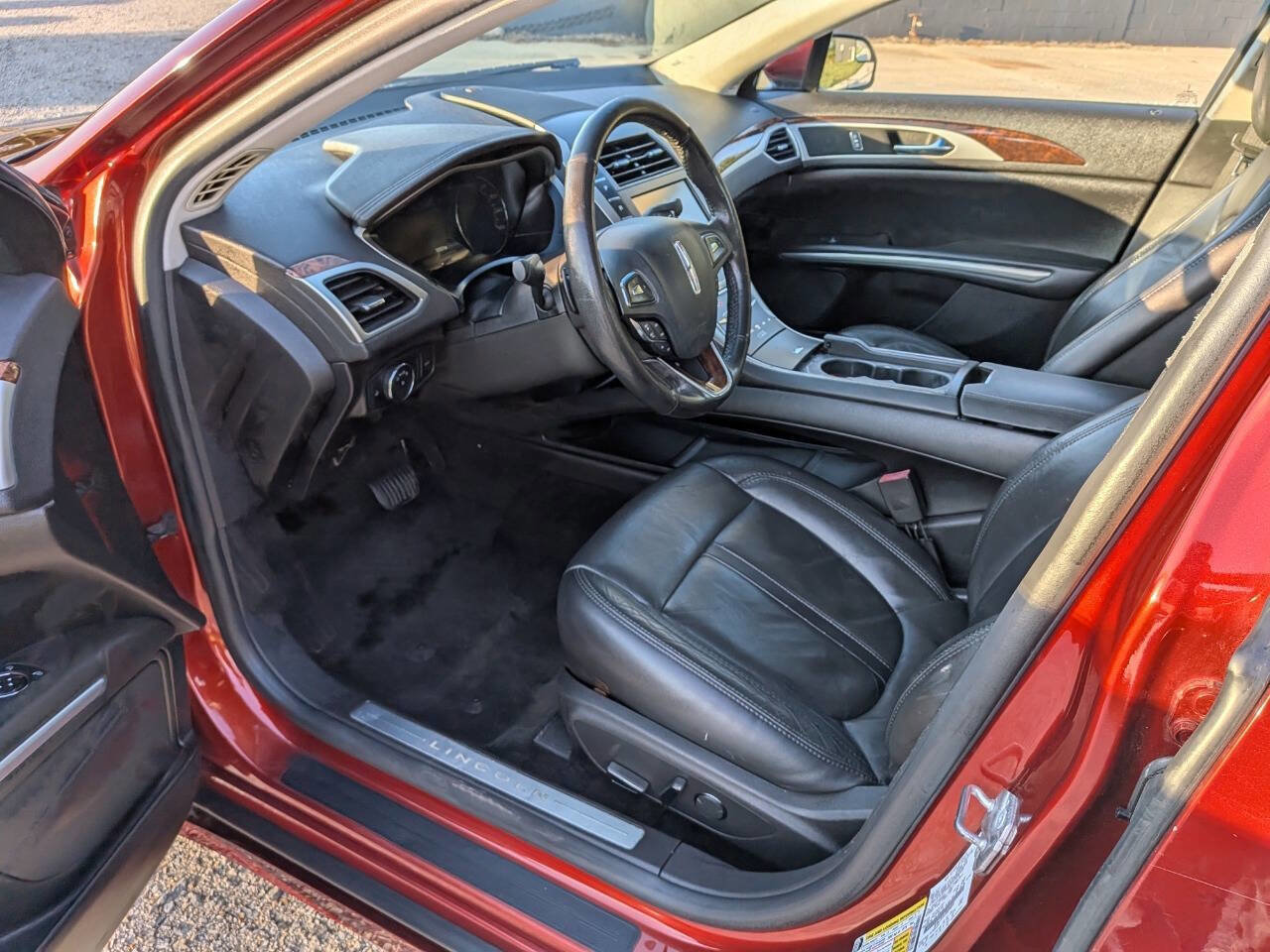 Used 2014 Lincoln MKZ w/ Equipment Group 101A Select image 9