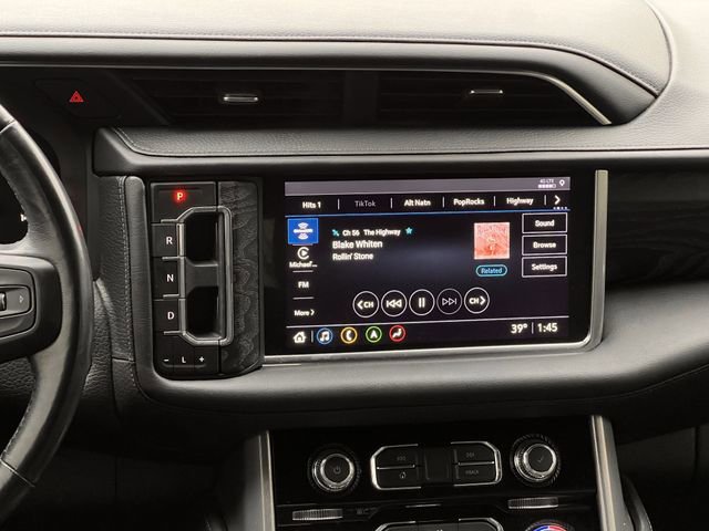 Used 2021 GMC Yukon Denali w/ Denali Premium Package image 16