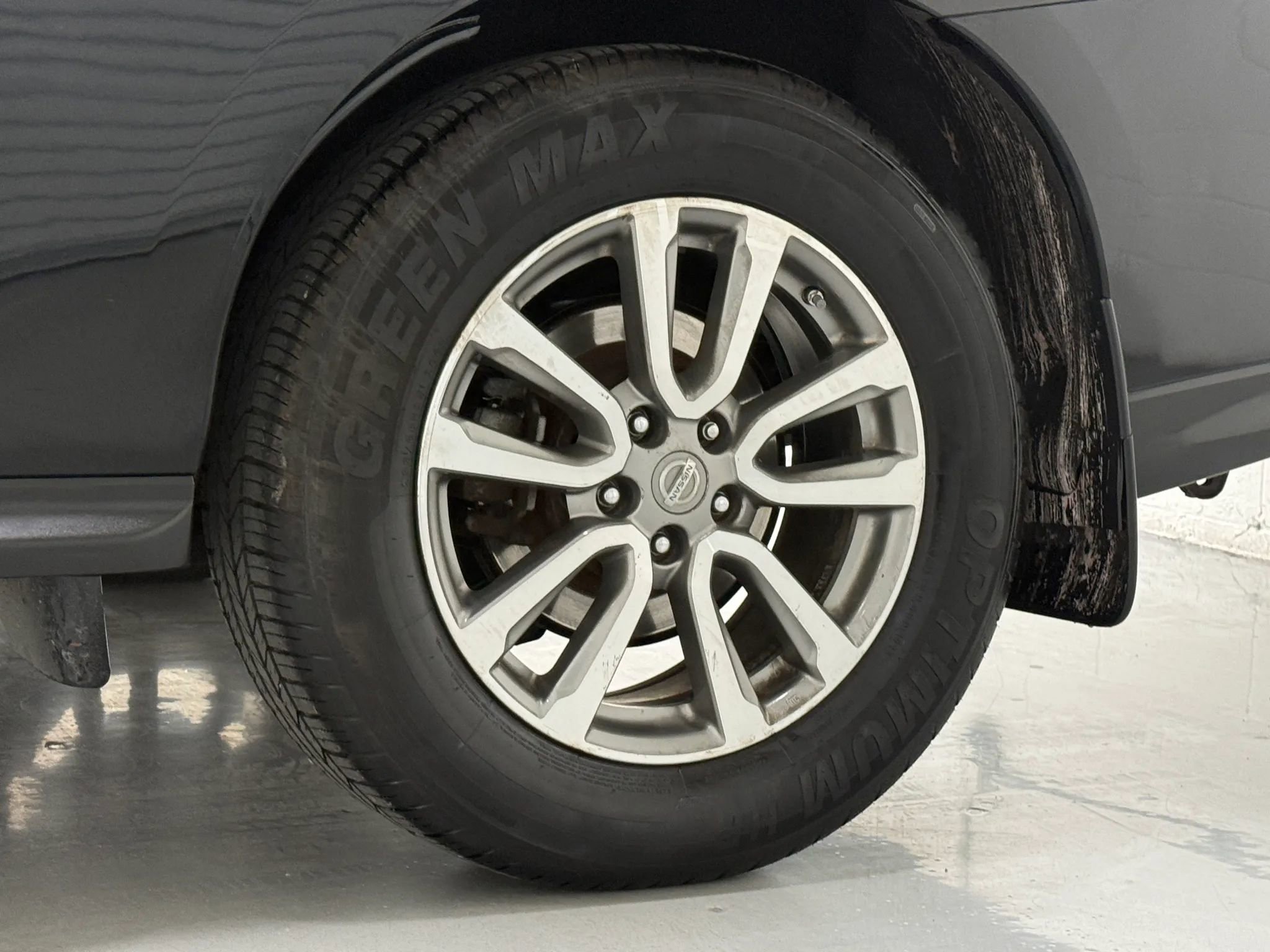 Used 2014 Nissan Pathfinder S image 22