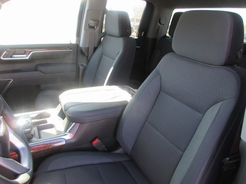 New 2026 GMC Sierra 1500 Elevation image 14