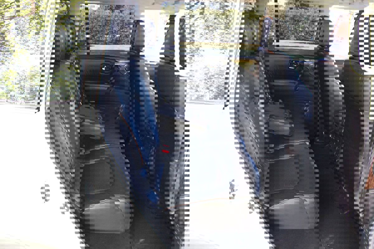 Used 2018 Nissan Armada Platinum w/ Cargo Package image 19