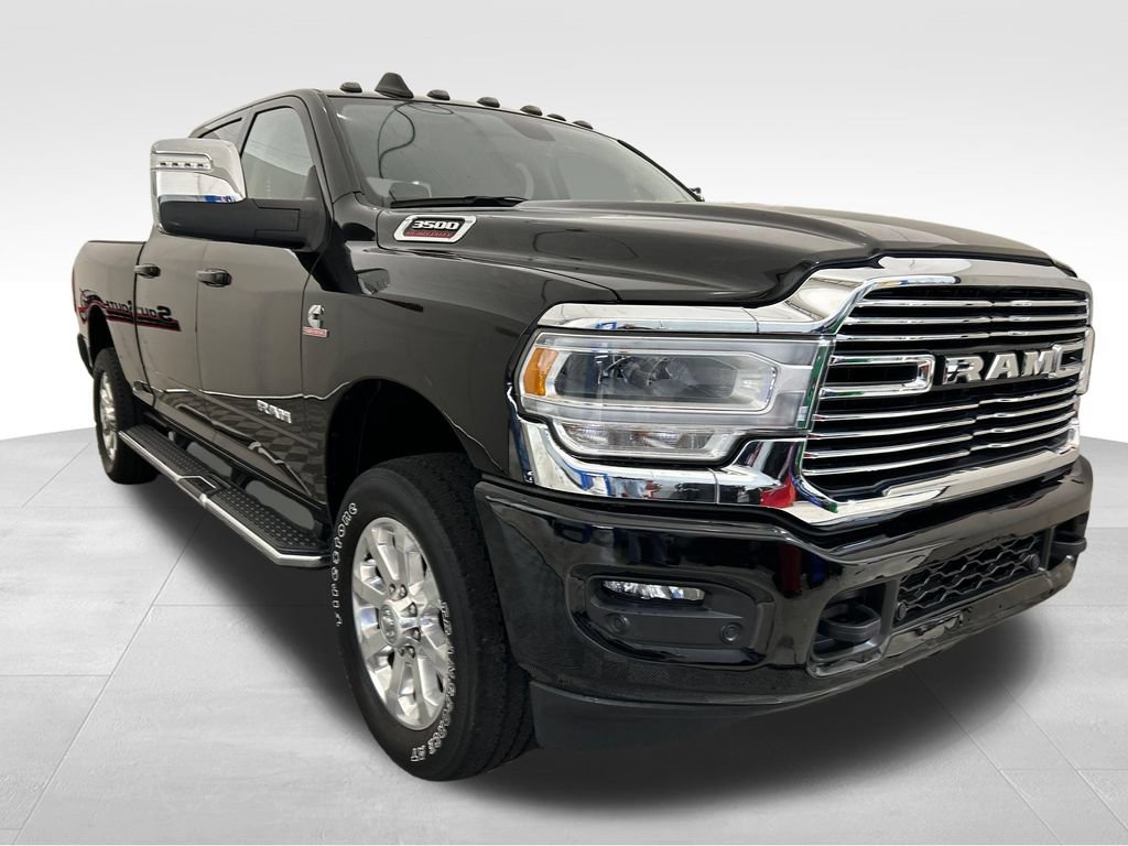 Used 2023 RAM 3500 Laramie AWD/4WD image 9