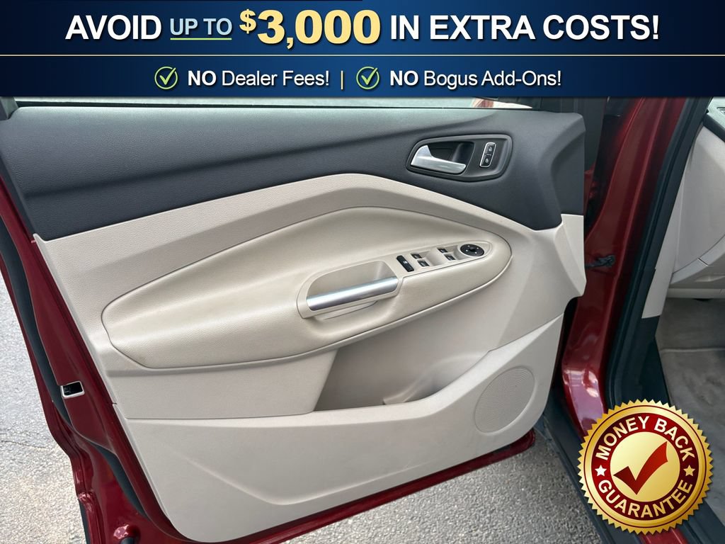 Used 2016 Ford Escape SE w/ SE Chrome Package FWD image 16