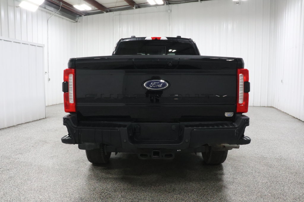 Used 2024 Ford F250 Lariat w/ Lariat Ultimate Package AWD/4WD image 4