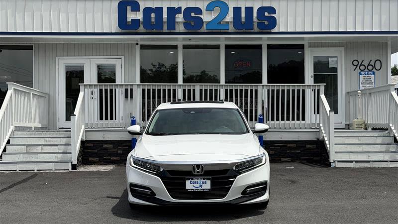 Used 2018 Honda Accord Touring image 9