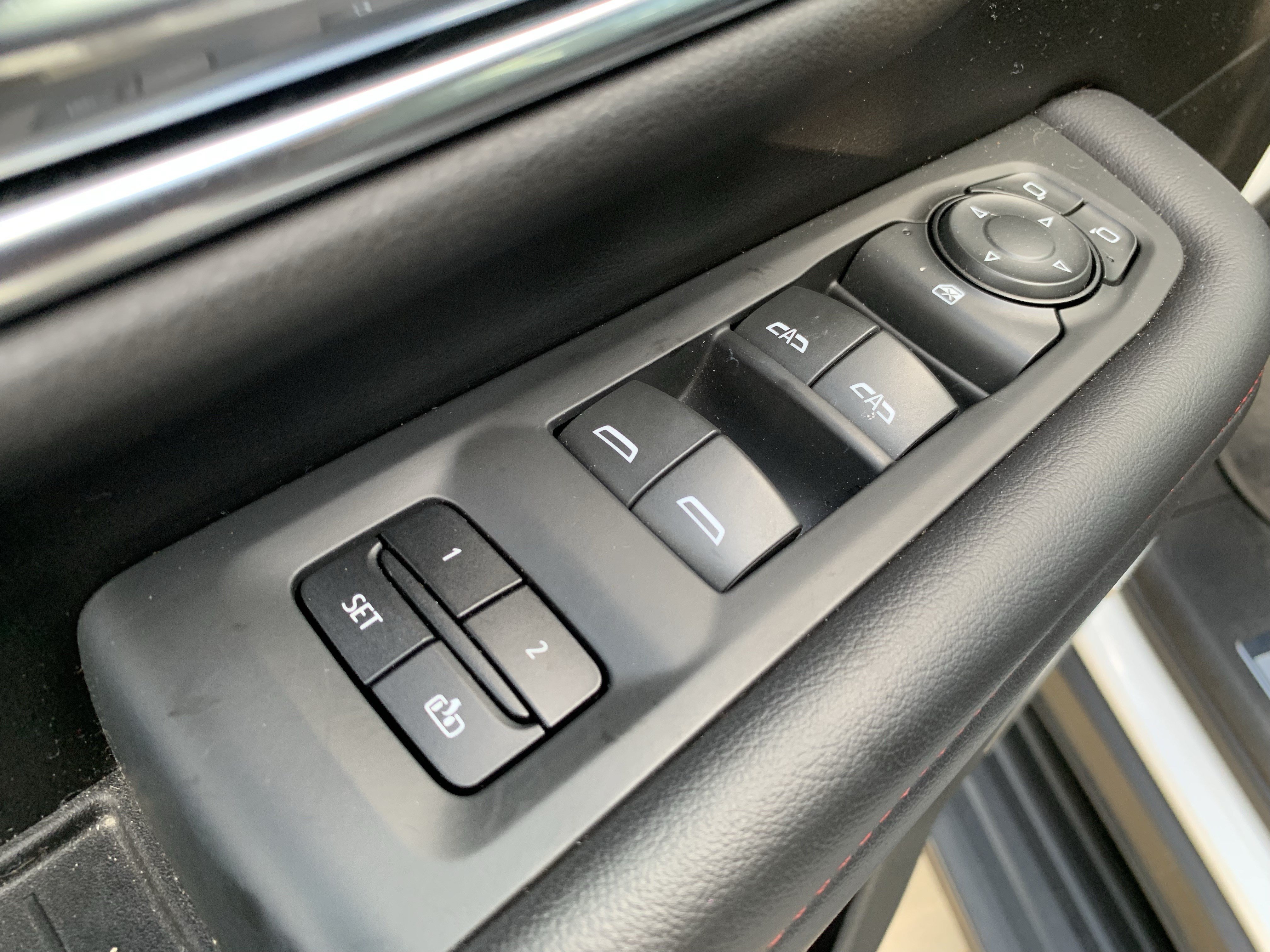Used 2021 Chevrolet Tahoe RST w/ Rear Media and Nav Package AWD/4WD image 15