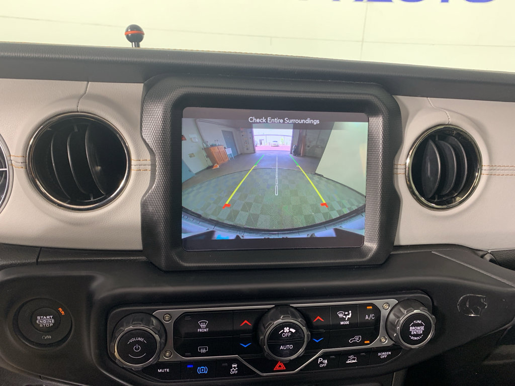 Used 2022 Jeep Wrangler Unlimited Sahara image 27