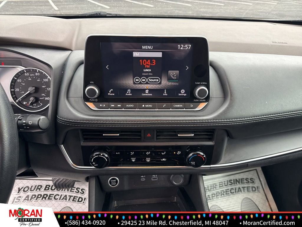 Used 2023 Nissan Rogue S image 15