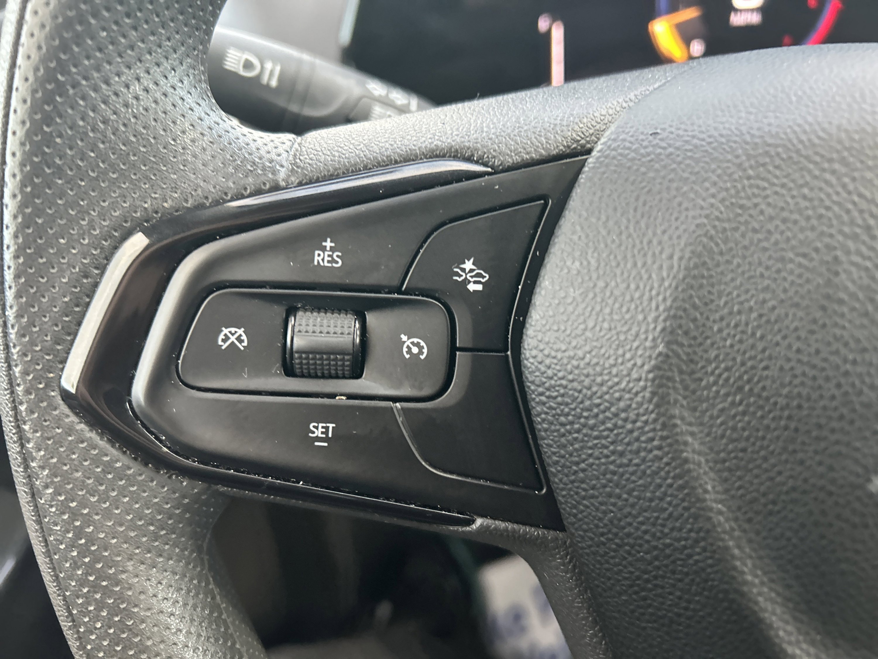 Used 2024 Chevrolet Trax LT image 16