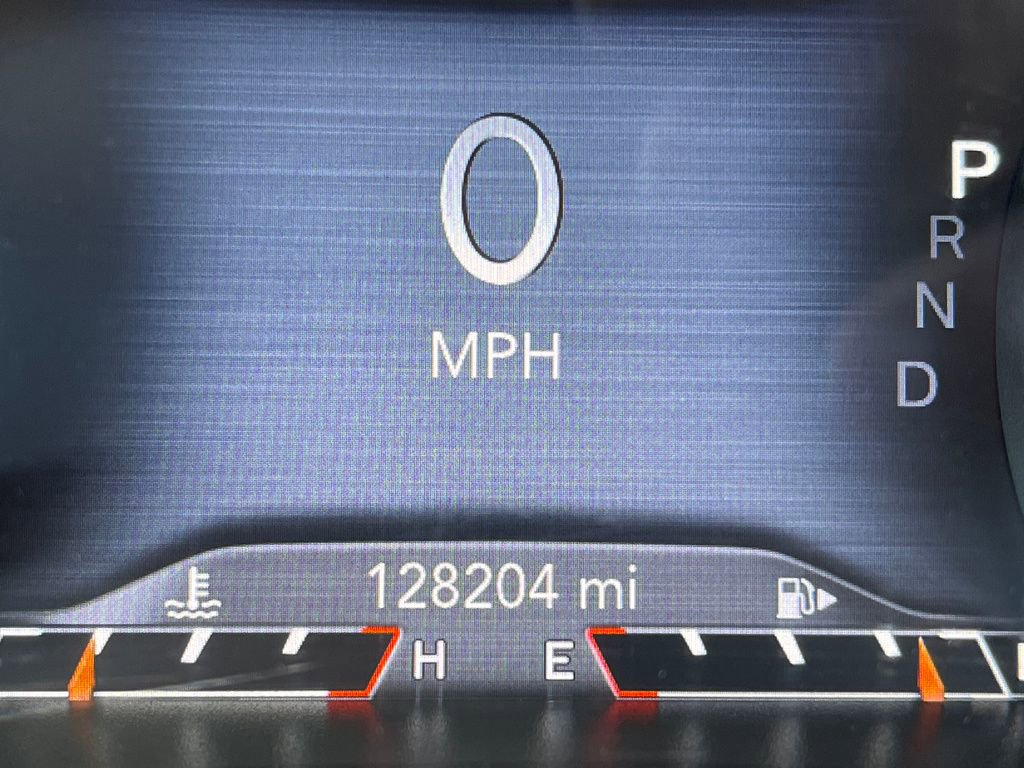 Used 2019 Jeep Cherokee Trailhawk w/ Cold Weather Group image 17