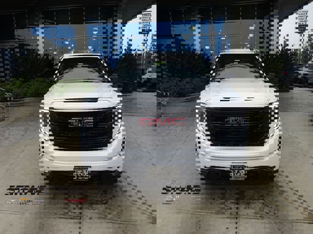 New 2026 GMC Sierra 1500 Elevation image 2