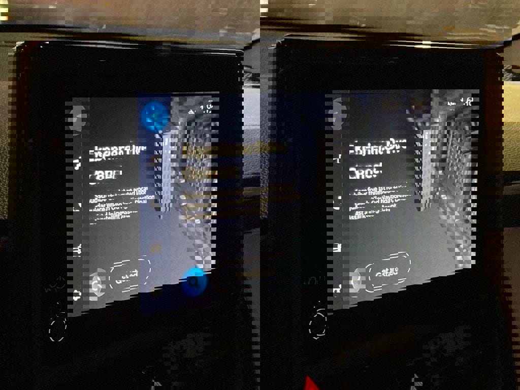 Used 2026 Toyota Corolla Cross L image 18