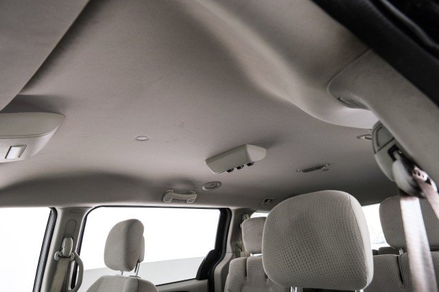 Used 2018 Dodge Grand Caravan SE w/ UConnect Hands-Free Group FWD image 24