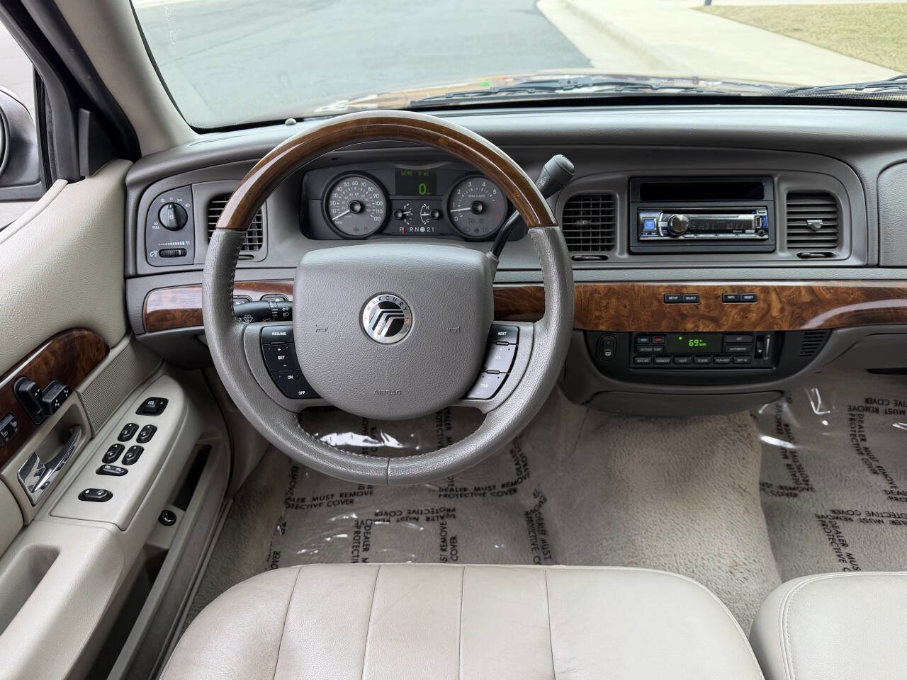 Used 2007 Mercury Grand Marquis LS image 16