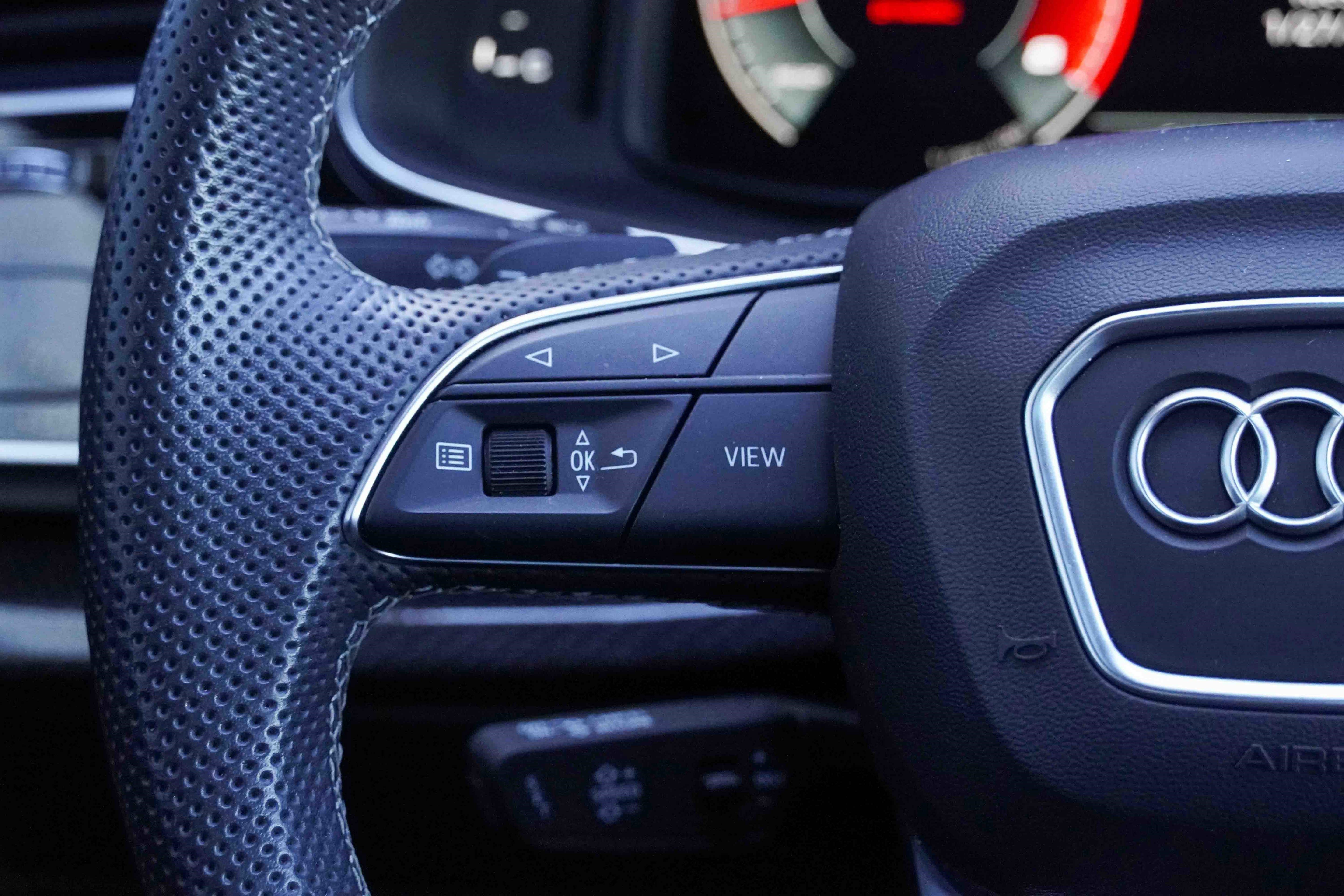 Used 2024 Audi SQ7 Premium Plus image 21