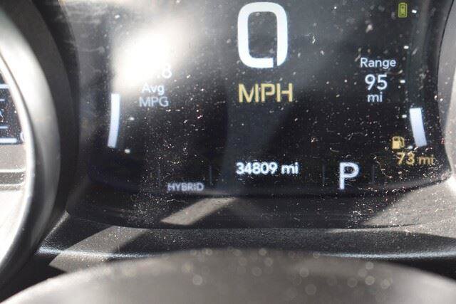 Used 2023 Jeep Wrangler Unlimited Sahara AWD/4WD image 36