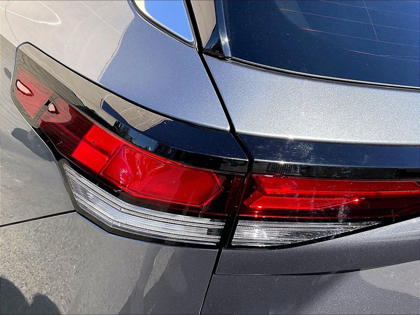 Certified 2025 Volkswagen Tiguan S AWD/4WD image 27