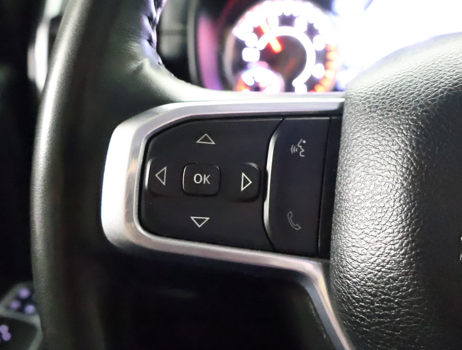 Used 2024 RAM 2500 Laramie image 43