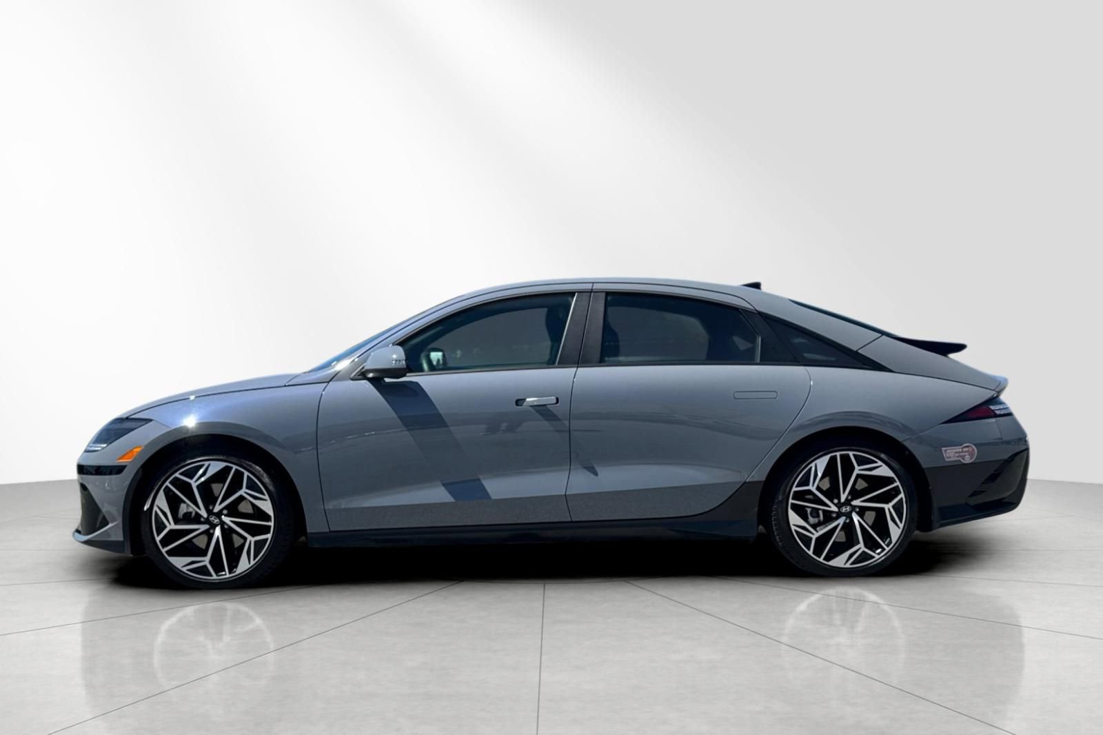 Used 2024 Hyundai Ioniq 6 SEL RWD image 7