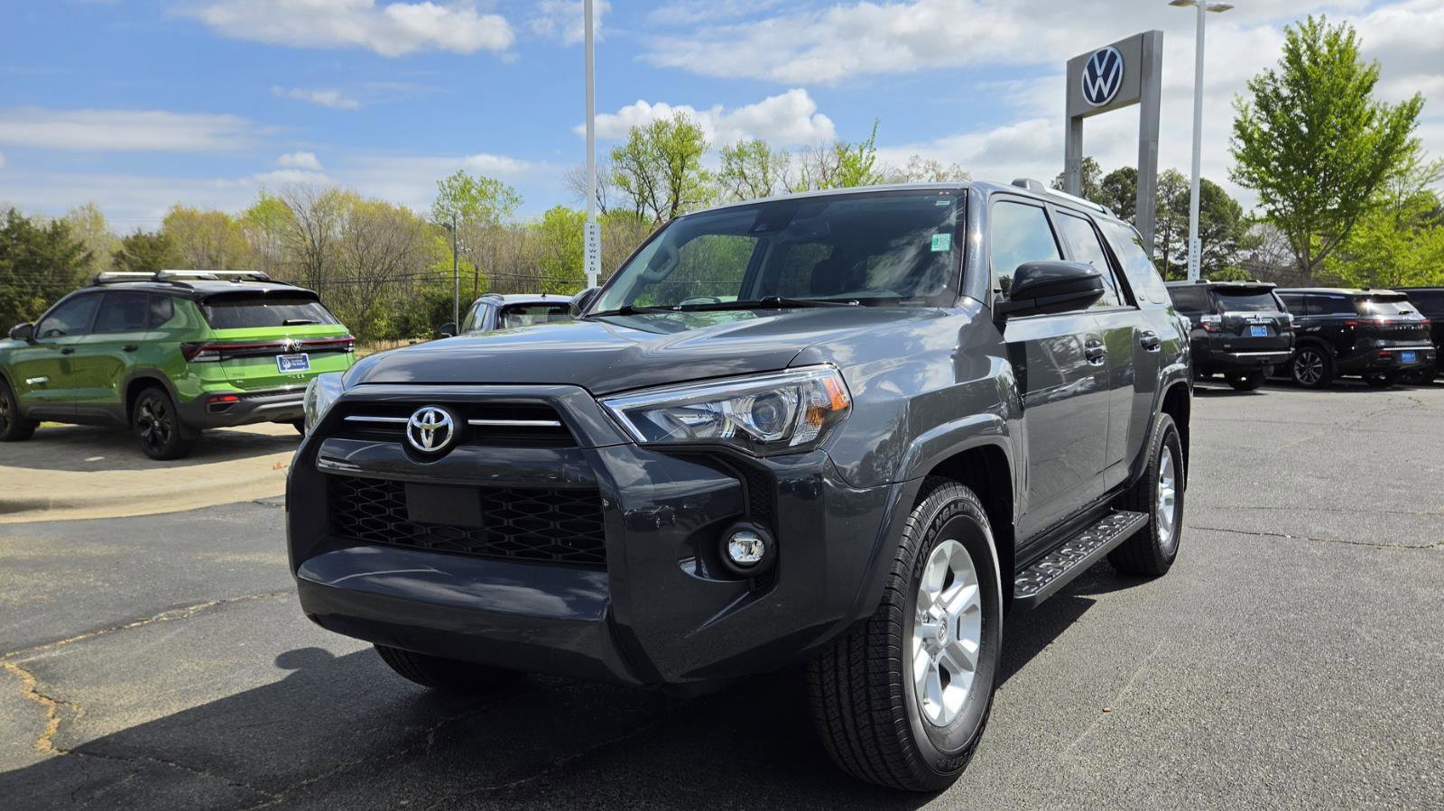 Used 2024 Toyota 4Runner SR5 image 10