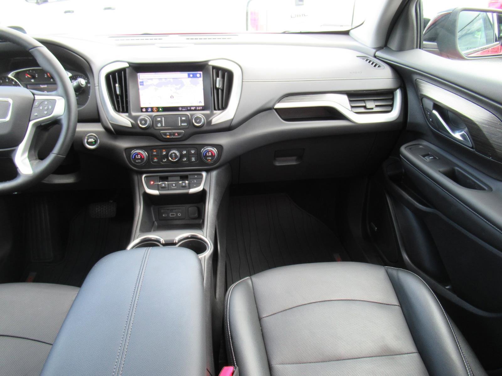 Used 2024 GMC Terrain SLT w/ Infotainment Package II AWD/4WD image 14