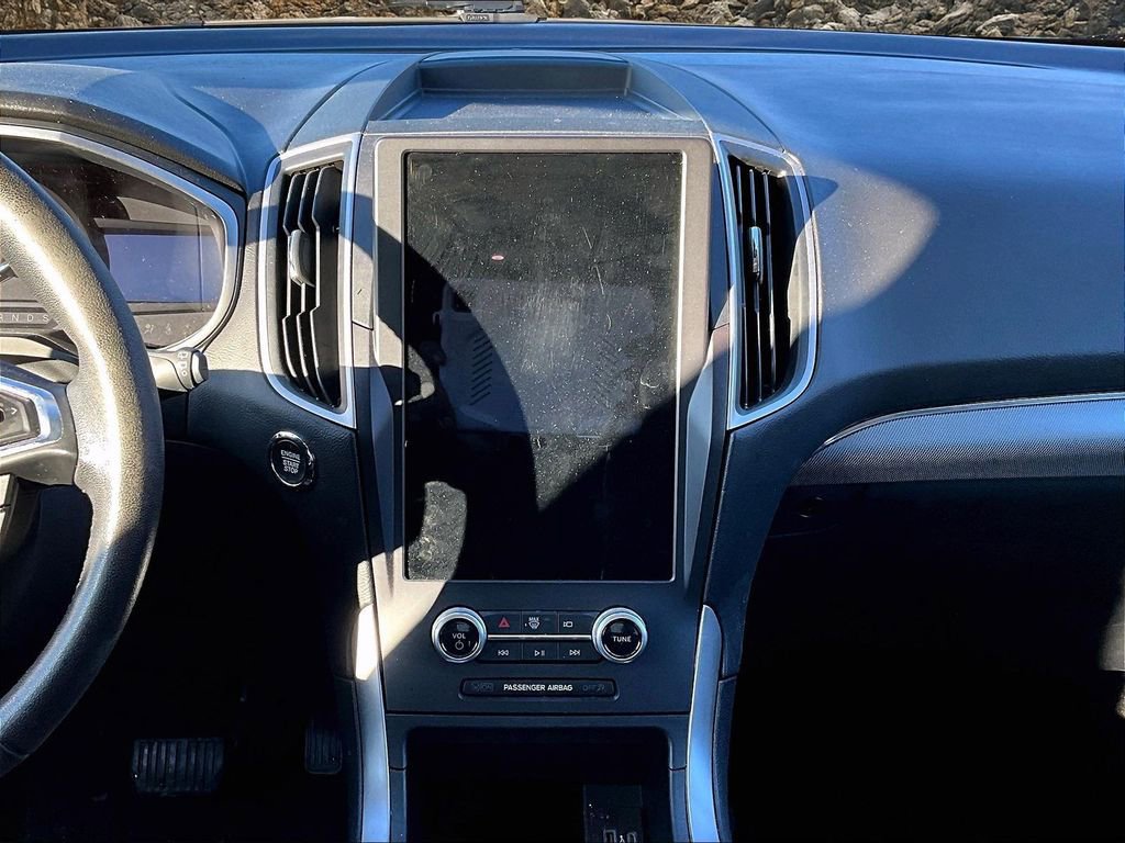 Used 2021 Ford Edge SEL image 6