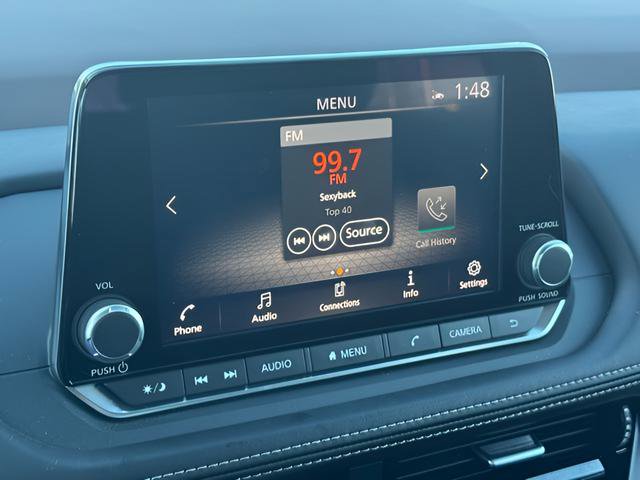 Used 2022 Nissan Rogue SV w/ SV Premium Package image 31