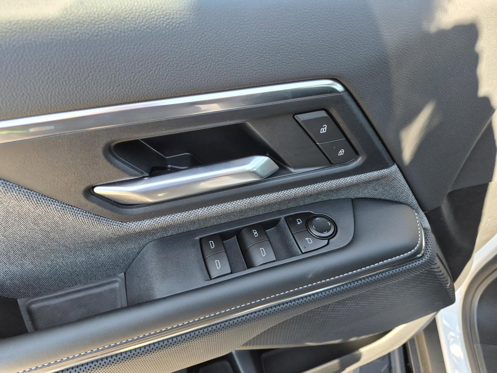 New 2026 GMC Sierra EV Elevation AWD/4WD image 12