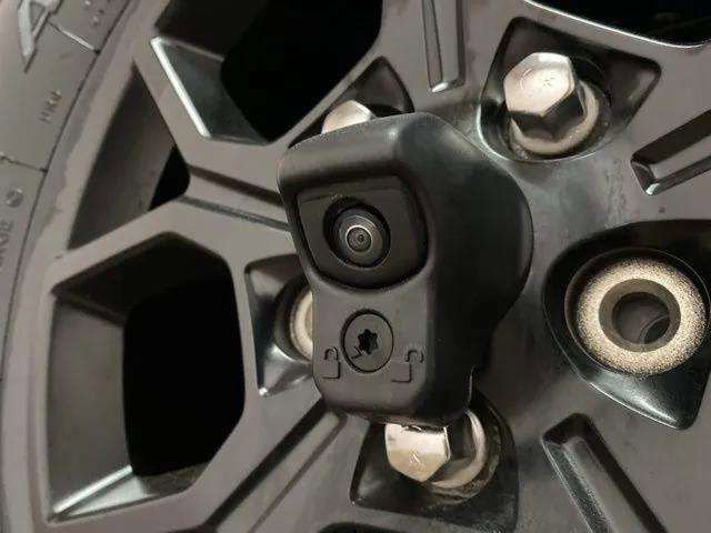 Used 2024 Jeep Wrangler Unlimited AWD/4WD image 18