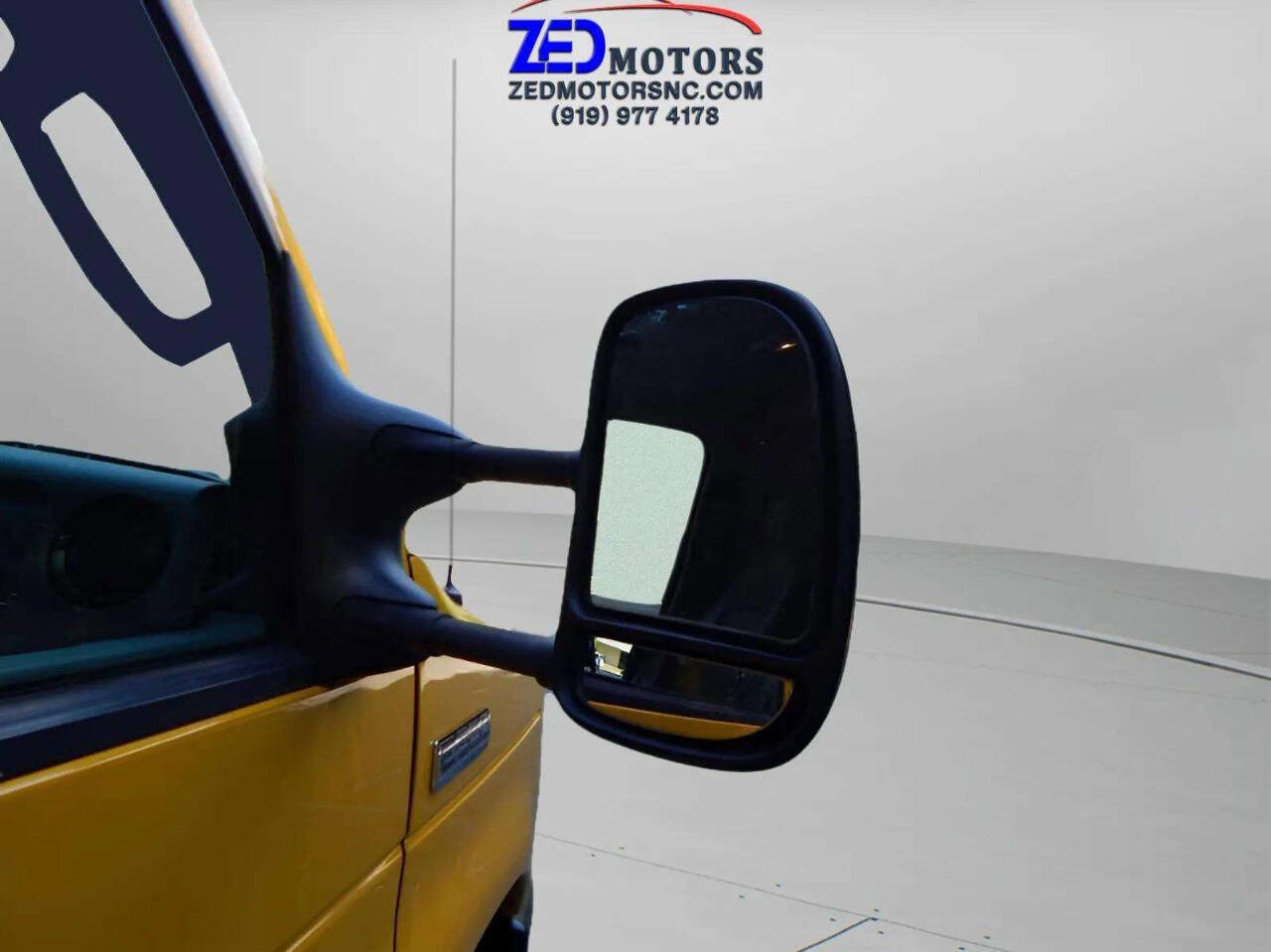 Used 2019 Ford E-350 and Econoline 350 Super Duty image 34