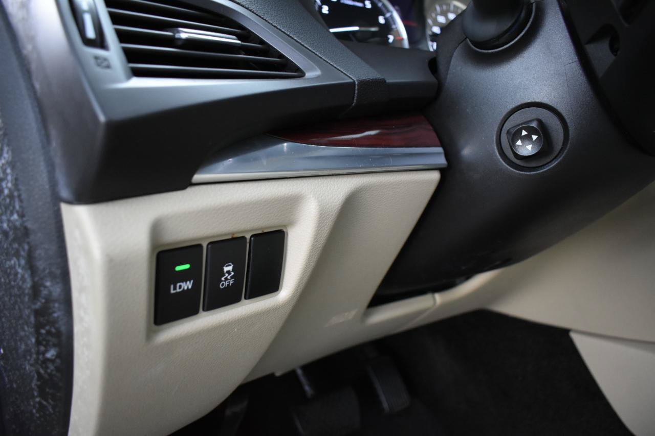 Used 2015 Acura MDX w/ Technology Package FWD image 45