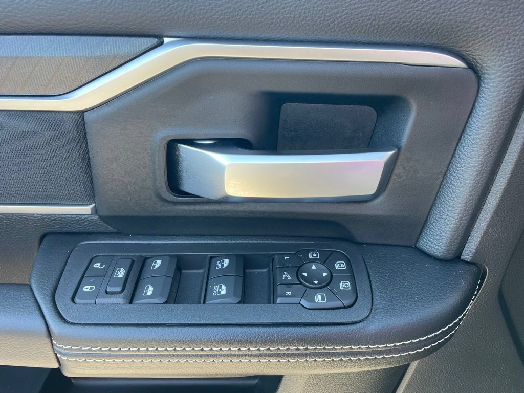 New 2026 RAM 2500 Big Horn AWD/4WD image 27