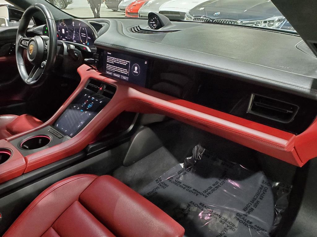 Used 2020 Porsche Taycan Turbo image 15