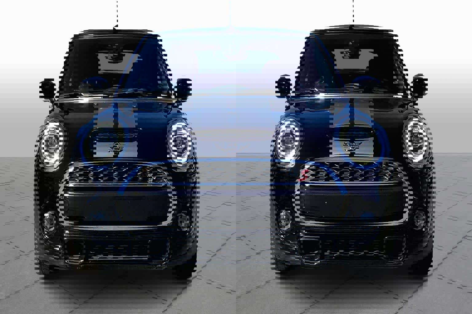 Used 2021 MINI Cooper S image 4