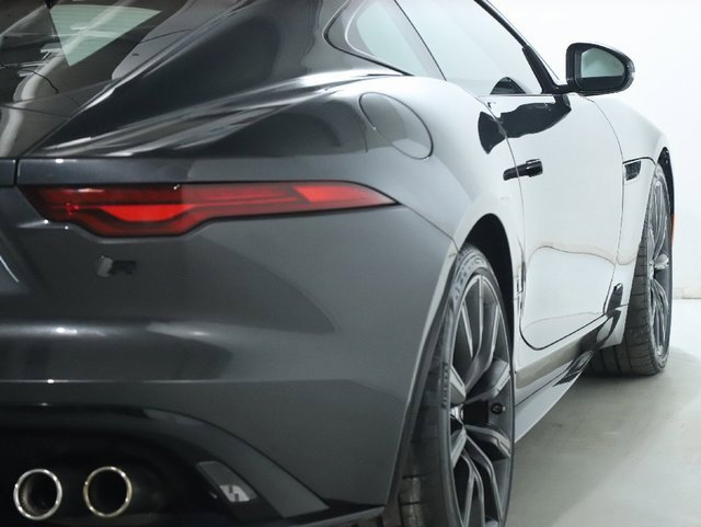 Used 2024 Jaguar F-TYPE R image 41
