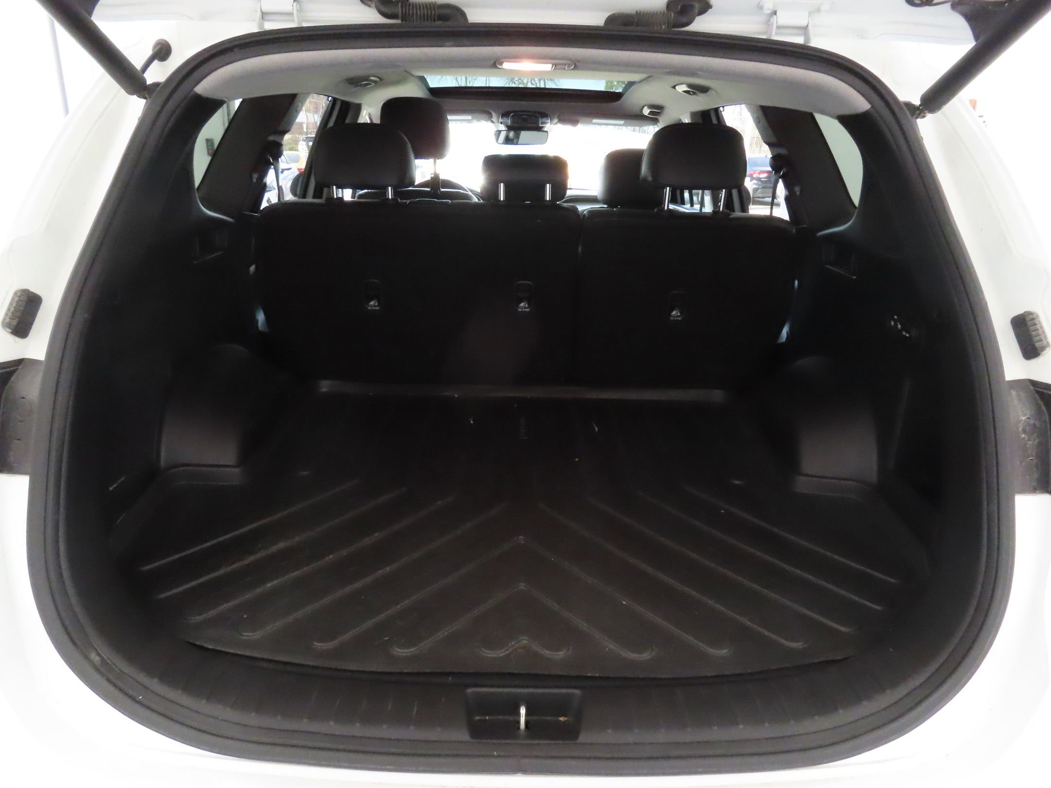 Used 2022 Hyundai Santa Fe Limited FWD image 26