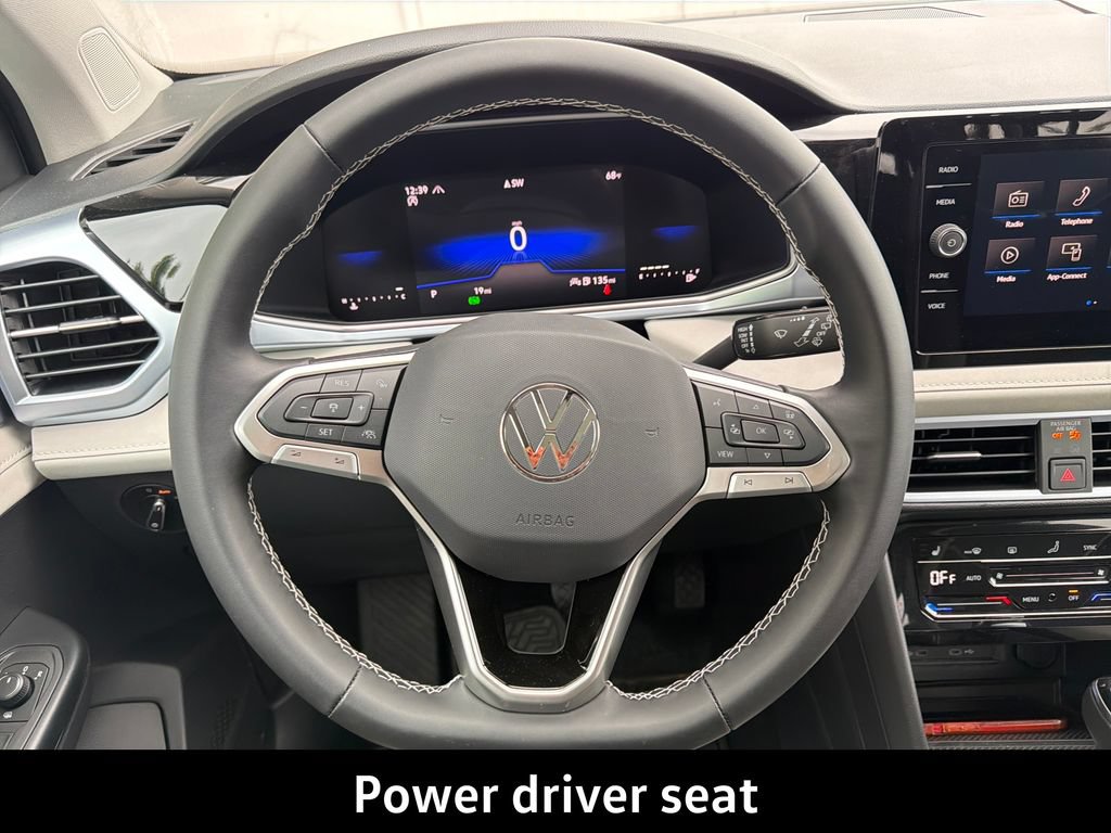 New 2026 Volkswagen Taos SE AWD/4WD image 17