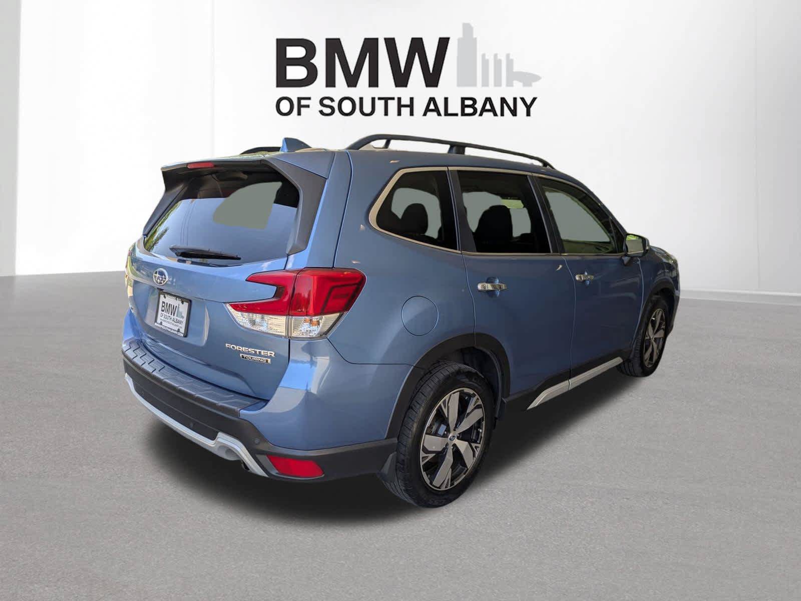 Used 2019 Subaru Forester Touring AWD/4WD image 3