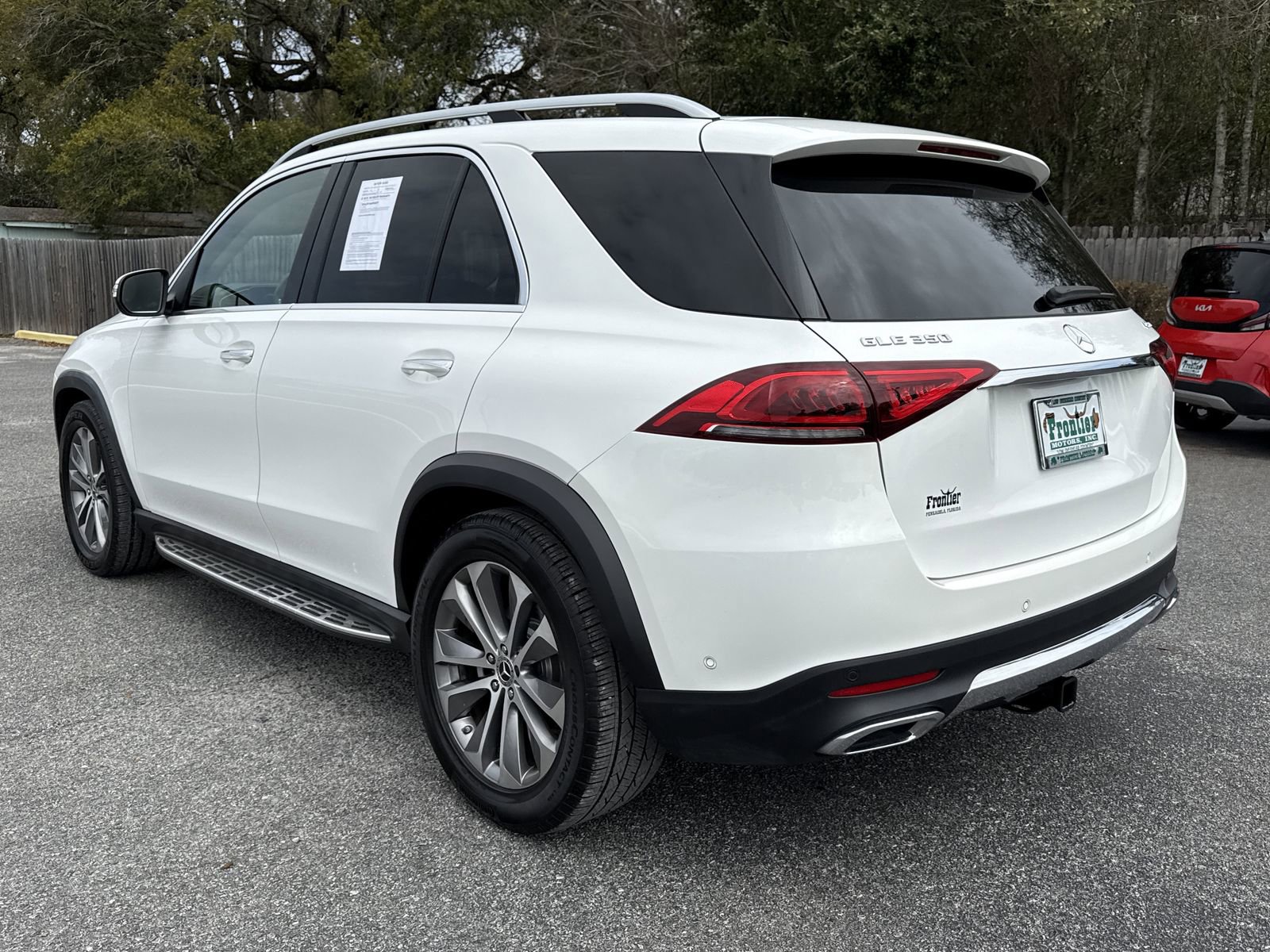 Used 2020 Mercedes-Benz GLE 350 4MATIC image 3