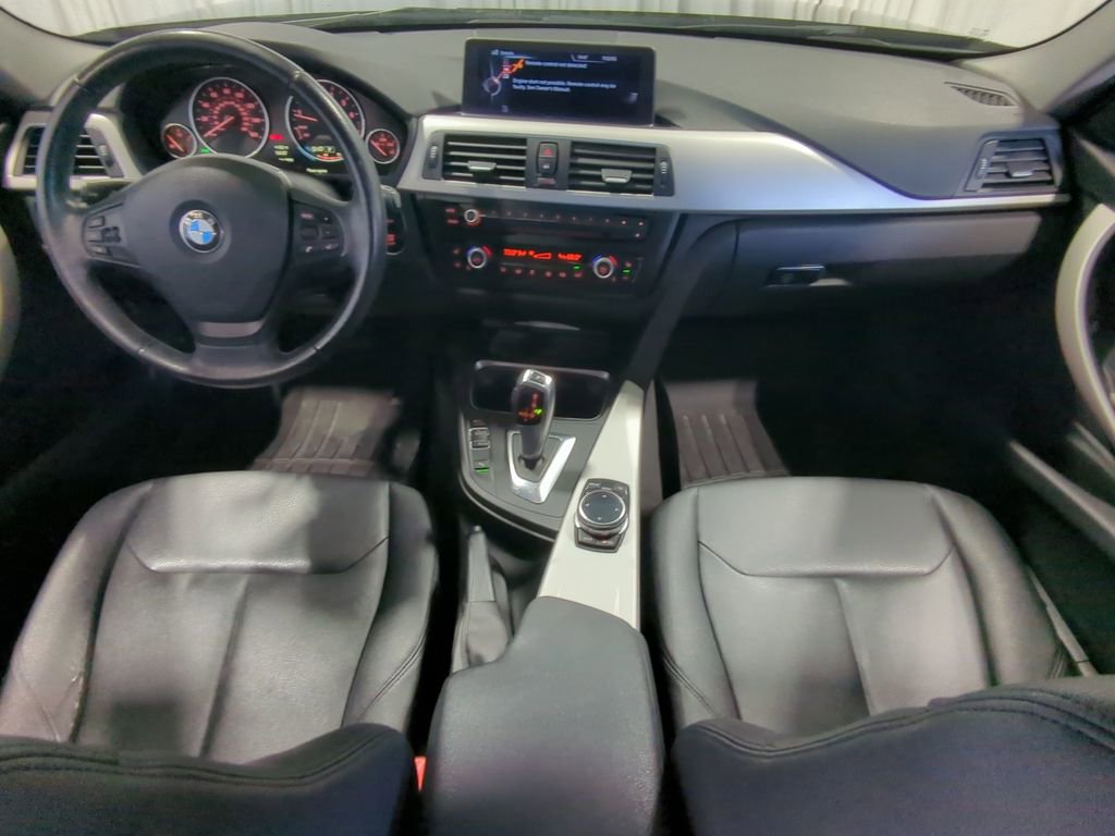 Used 2014 BMW 320i xDrive Sedan image 18