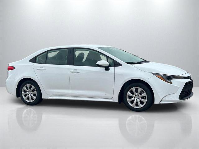 Certified 2026 Toyota Corolla LE FWD image 4