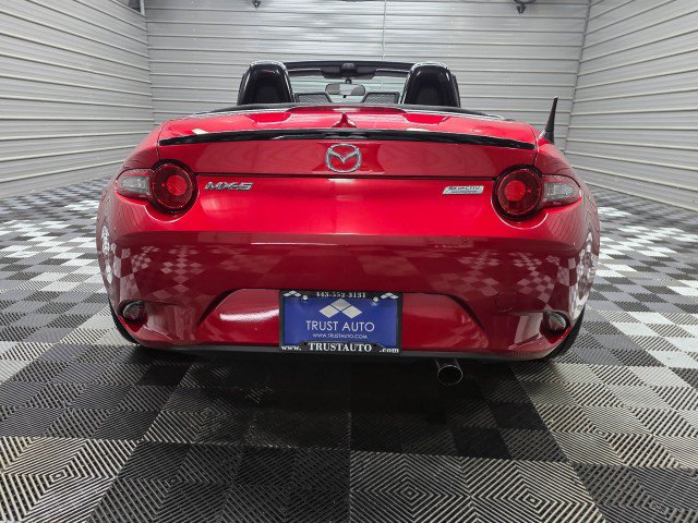Used 2016 MAZDA MX-5 Miata Club RWD image 7