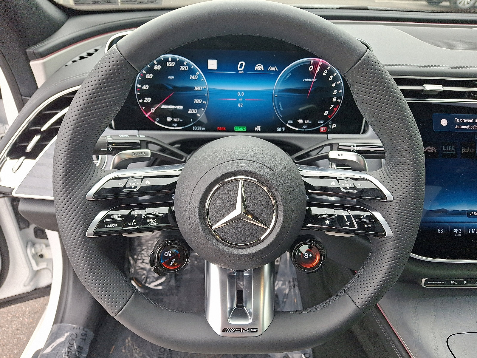 New 2026 Mercedes-Benz E 53 AMG e 4MATIC Sedan image 17