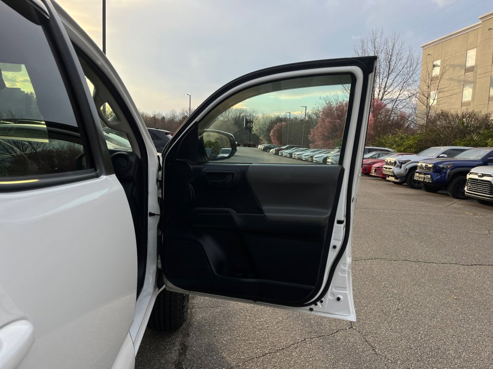 Certified 2019 Toyota Tacoma SR w/ SR Convenience Package image 31
