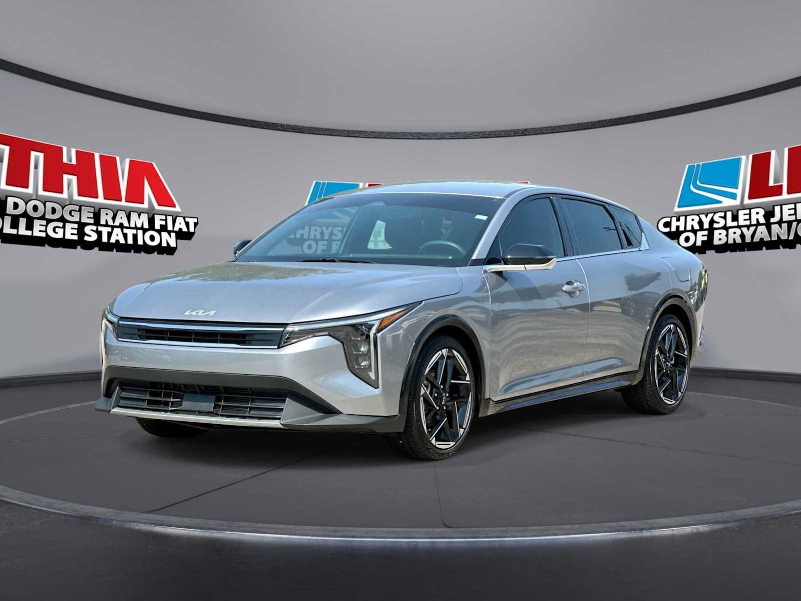 Used 2025 Kia K4 GT-Line FWD image 1