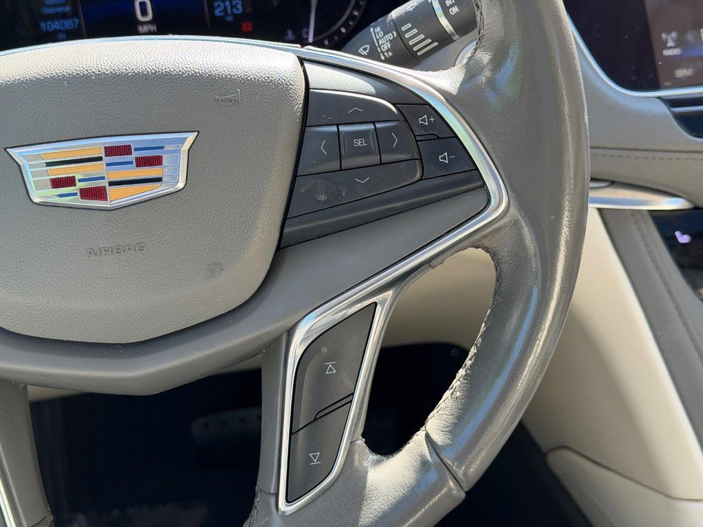 Used 2019 Cadillac XT5 Luxury FWD image 19