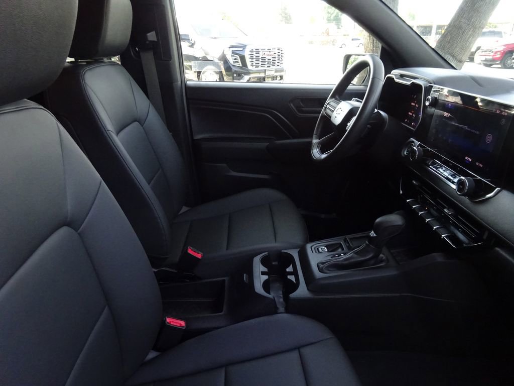 Certified 2024 Chevrolet Colorado W/T image 20