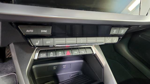 Used 2024 Audi A3 2.0T Premium image 19